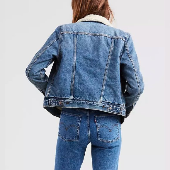 Levi's Original Sherpa Trucker Denim Jacket (NWT) - Picture 3 of 3